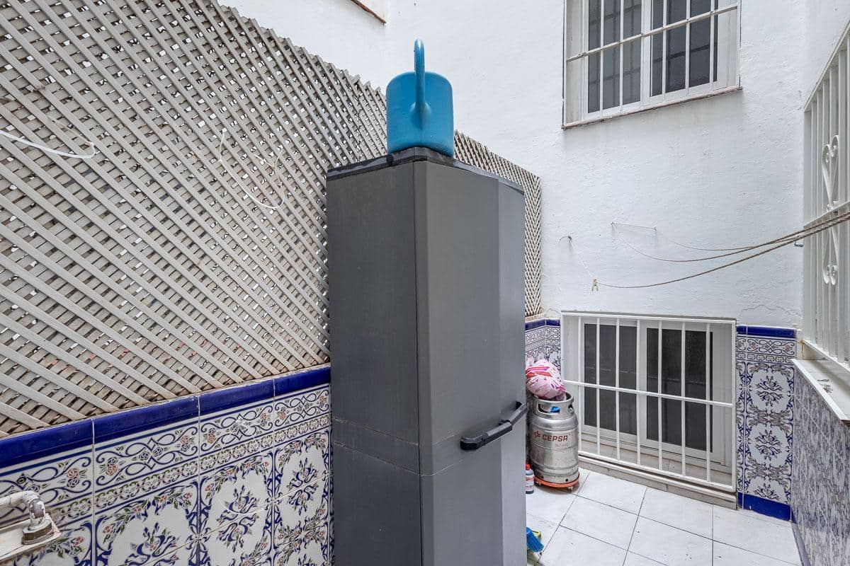 3 soveværelse Lejlighed til salg i Granada by - € 375.000 (Ref: 9496430)