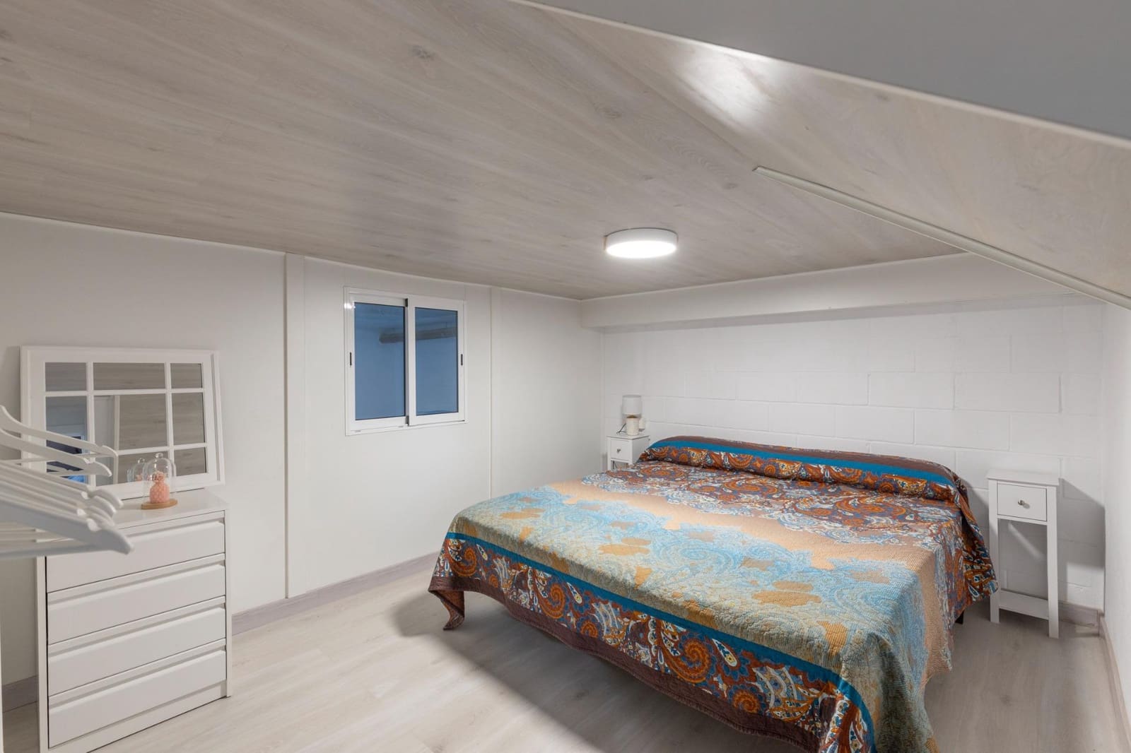 4 soveværelse Rækkehus til salg i Las Gabias med swimmingpool garage - € 299.000 (Ref: 9496431)