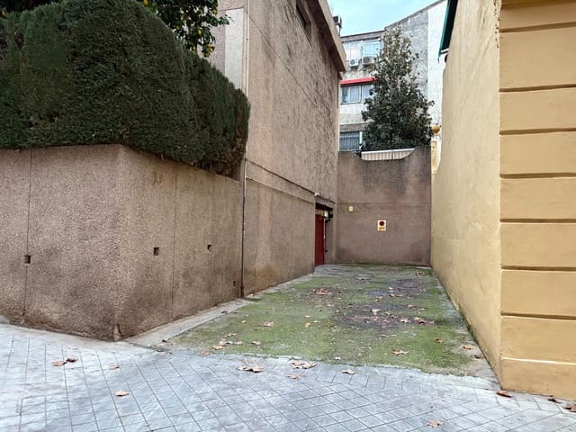 Garagem para venda em Granada cidade - 40 000 € (Ref: 9496432)