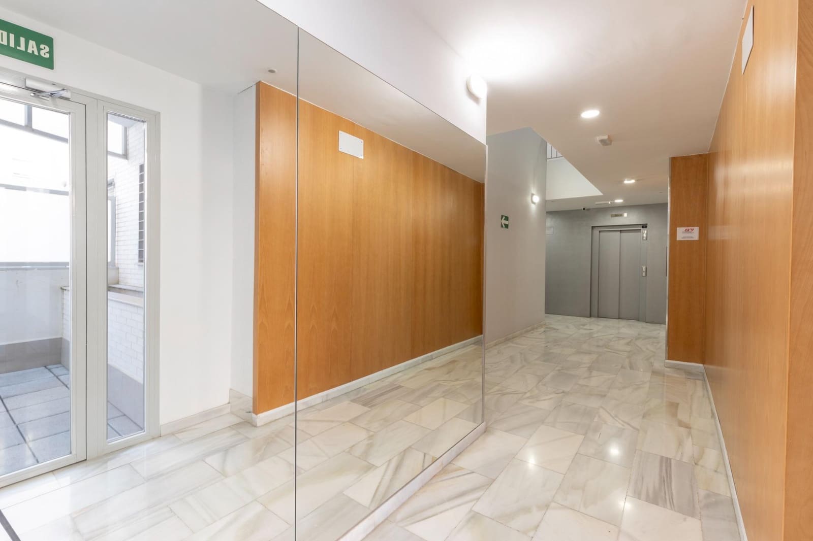 3 soverom Leilighet til salgs i Granada by med svømmebasseng garasje - € 324 900 (Ref: 9497580)