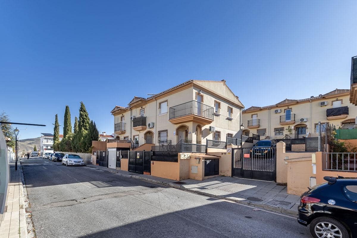 3 Zimmer Reihenhaus zu verkaufen in Monachil mit Garage - 230.000 € (Ref: 9497581)