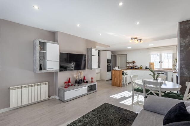 3 Zimmer Reihenhaus zu verkaufen in Monachil mit Garage - 230.000 € (Ref: 9497581)