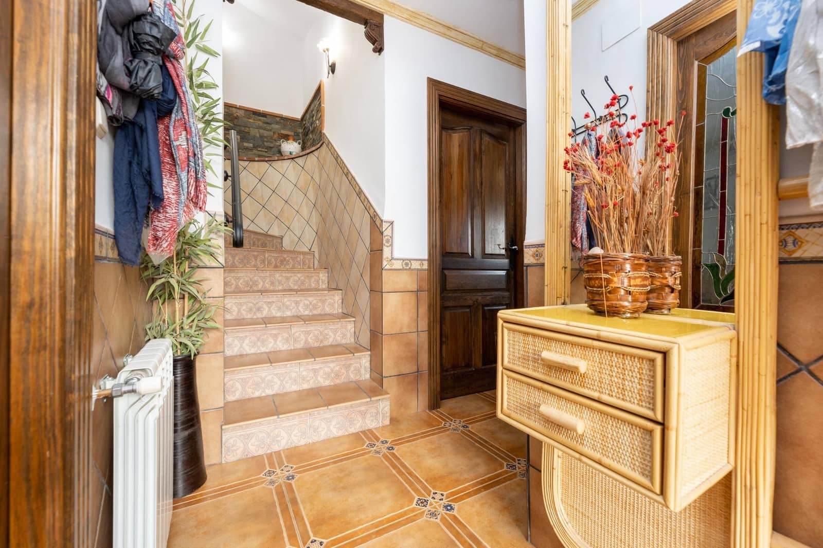 4 bedroom Terraced Villa for sale in Peligros with pool garage - € 395,000 (Ref: 9502661)