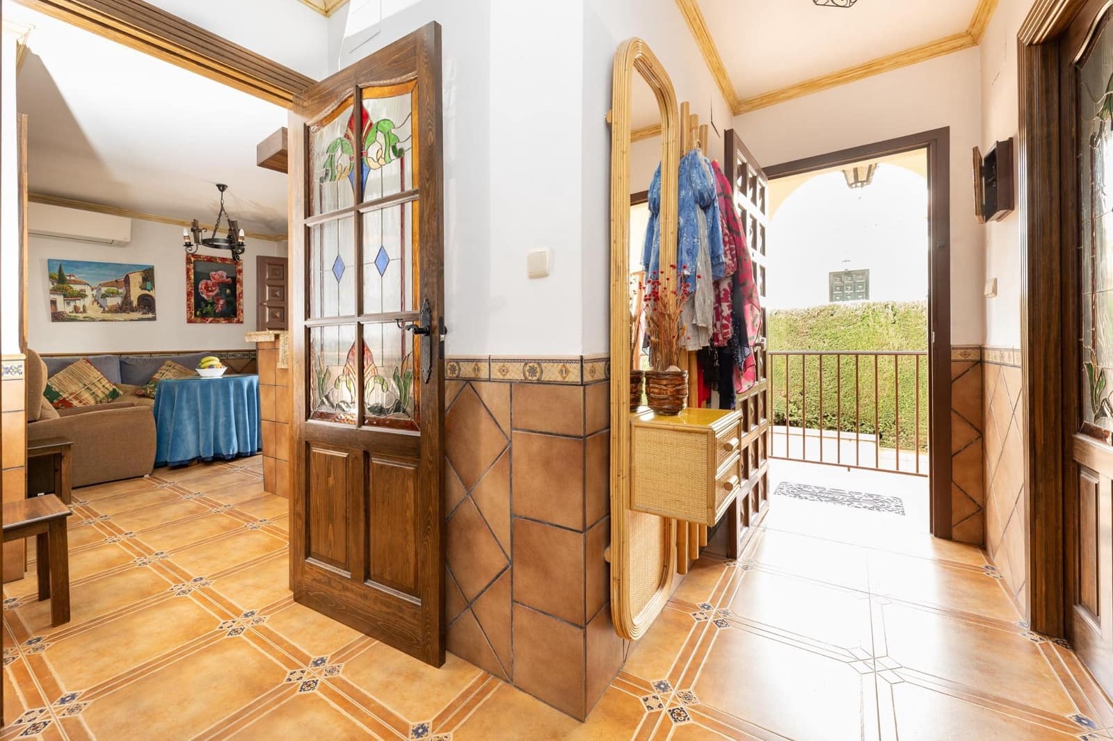 4 bedroom Terraced Villa for sale in Peligros with pool garage - € 395,000 (Ref: 9502661)