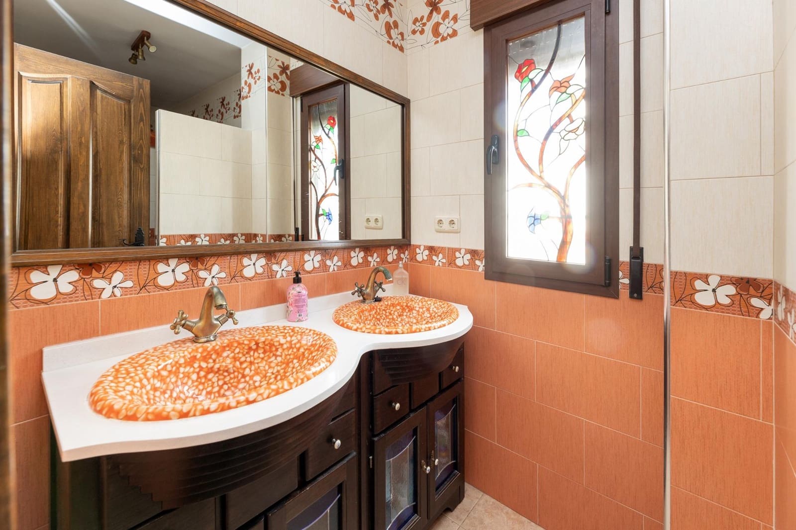 4 bedroom Terraced Villa for sale in Peligros with pool garage - € 395,000 (Ref: 9502661)