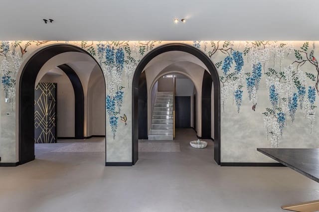 5 bedroom Villa for sale in Granada city with garage - € 1,395,000 (Ref: 9504553)