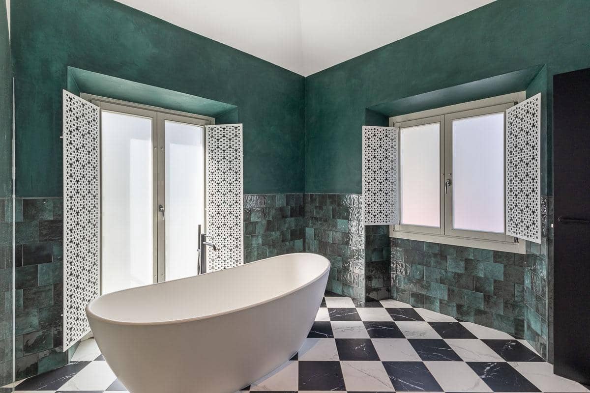 5 bedroom Villa for sale in Granada city with garage - € 1,395,000 (Ref: 9504553)