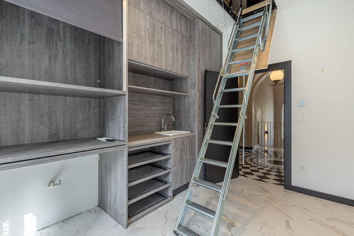 5 bedroom Villa for sale in Granada city with garage - € 1,395,000 (Ref: 9504553)