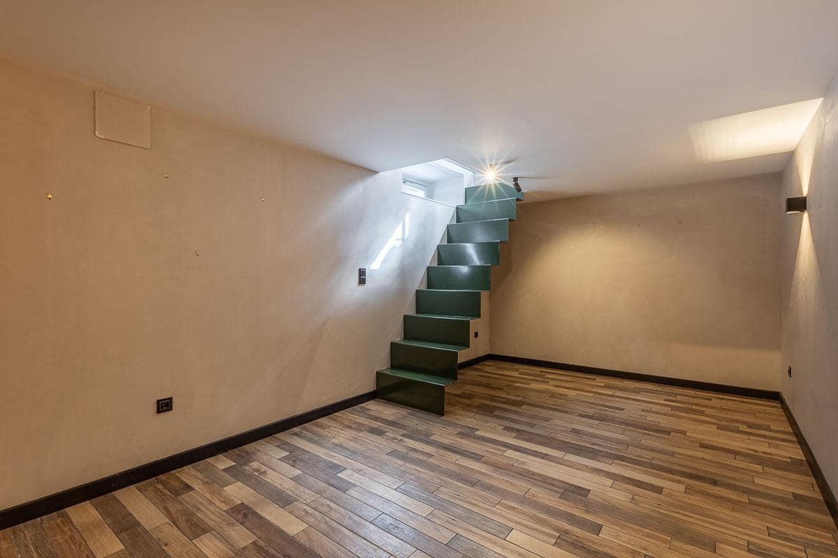 5 bedroom Villa for sale in Granada city with garage - € 1,395,000 (Ref: 9504553)