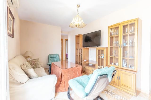 Piso de 2 habitaciones en Peligros en venta - 129.900 € (Ref: 9509235)