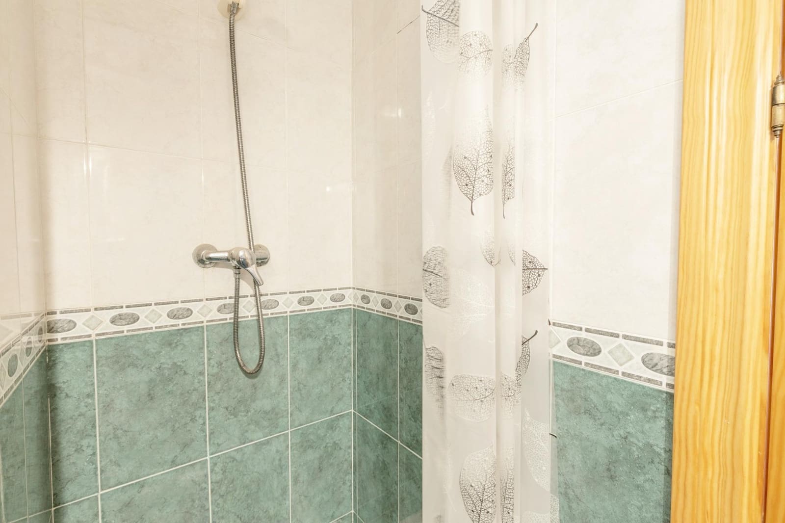 Piso de 2 habitaciones en Peligros en venta - 129.900 € (Ref: 9509235)