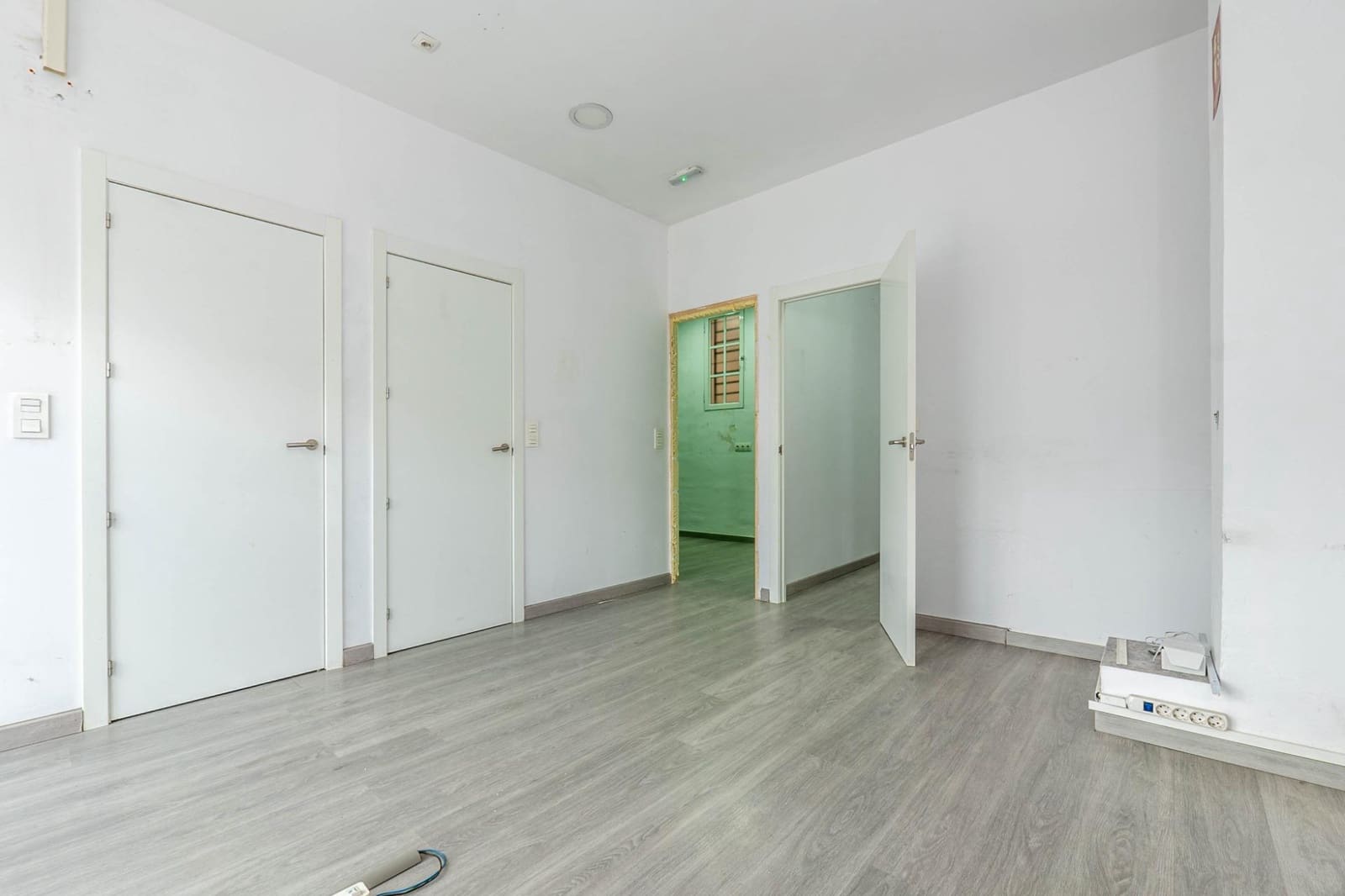 3 bedroom Commercial for sale in Granada city - € 120,000 (Ref: 9527913)