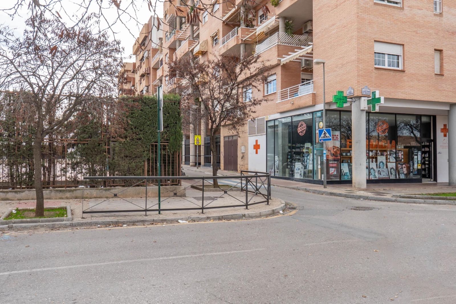 3 bedroom Commercial for sale in Granada city - € 120,000 (Ref: 9527913)