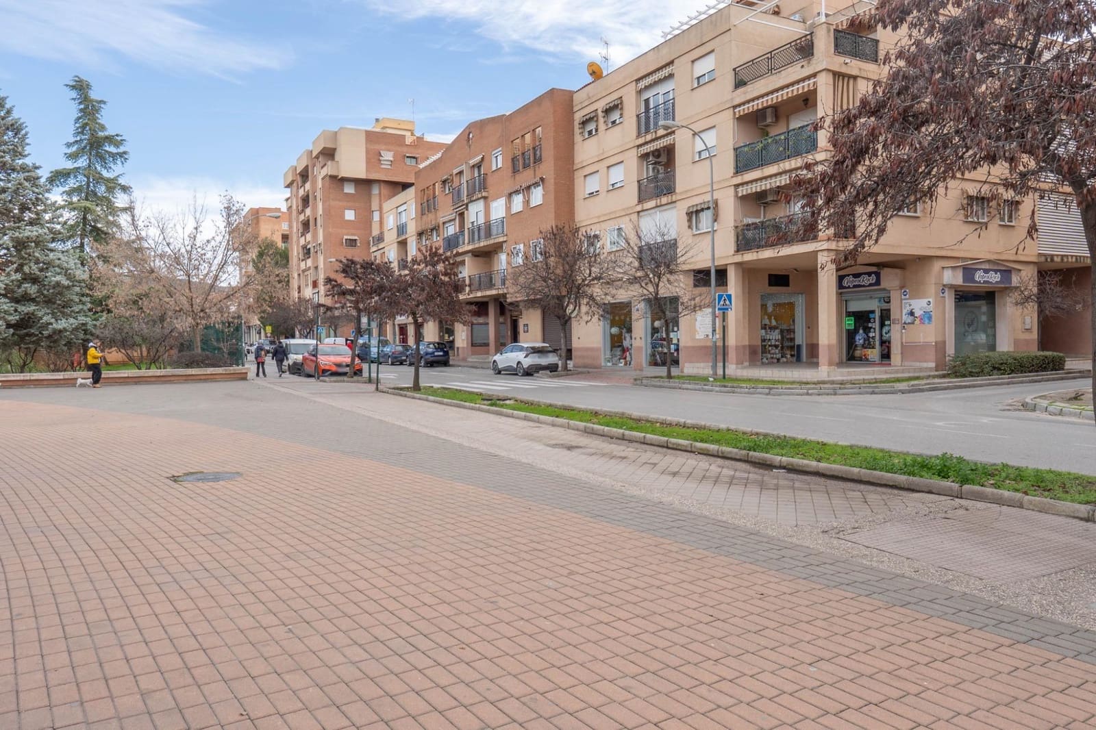 3 bedroom Commercial for sale in Granada city - € 120,000 (Ref: 9527913)