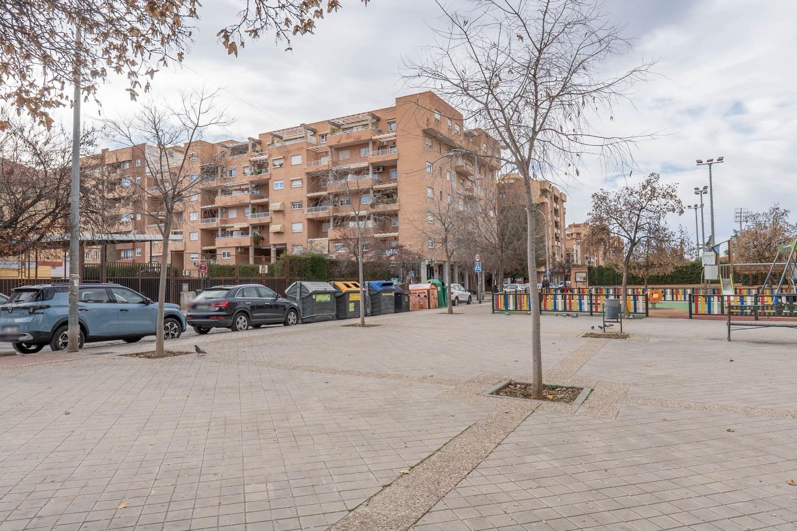3 bedroom Commercial for sale in Granada city - € 120,000 (Ref: 9527913)