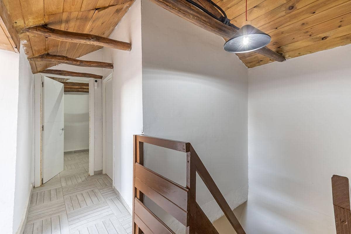 4 makuuhuone Omakotitalo myytävänä paikassa Atarfe - 180 000 € (Ref: 9527920)