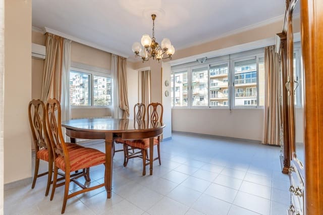 5 sypialnia Mieszkanie na sprzedaż w Miasto Grenada - 325 000 € (Ref: 9530442)