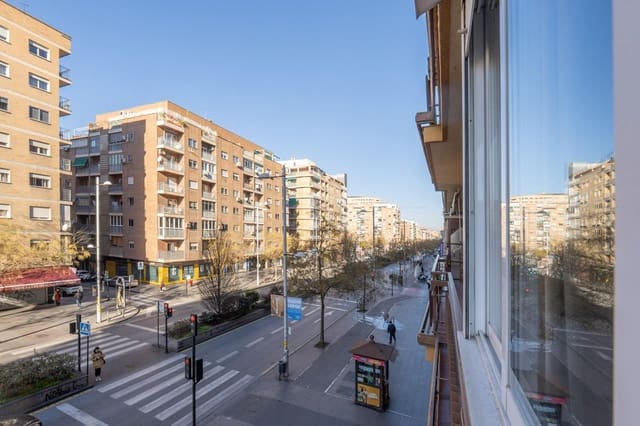 5 sypialnia Mieszkanie na sprzedaż w Miasto Grenada - 325 000 € (Ref: 9530442)