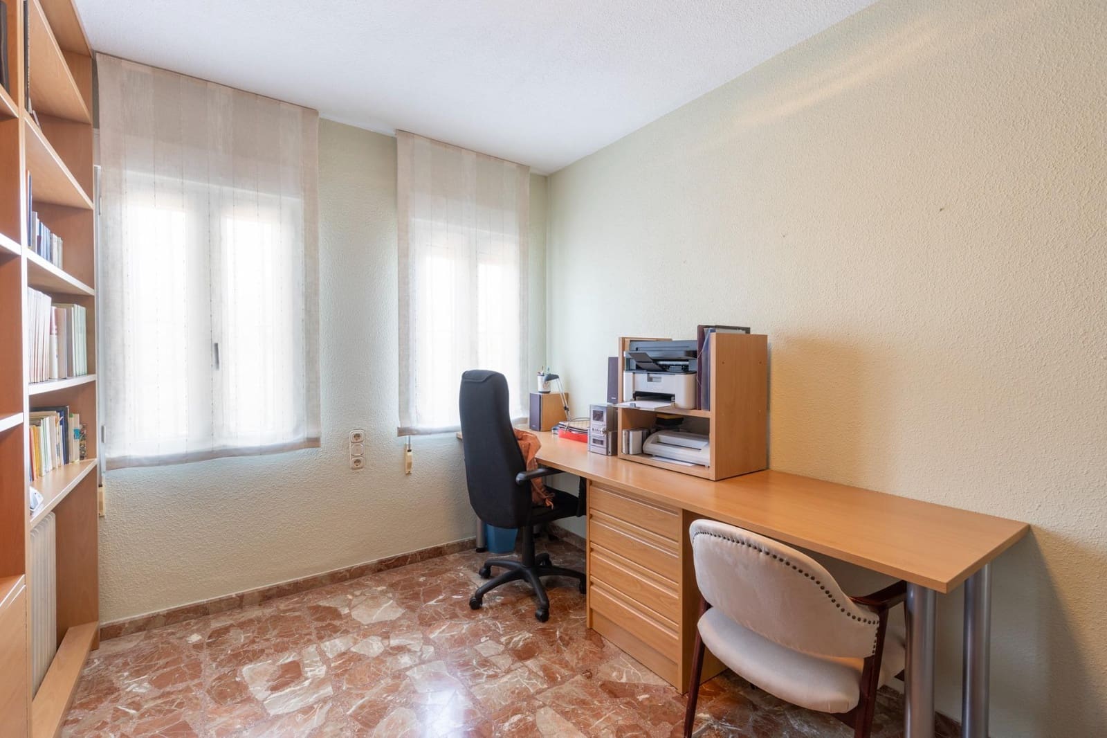 6 bedroom Villa for sale in Otura with pool garage - € 540,000 (Ref: 9534003)