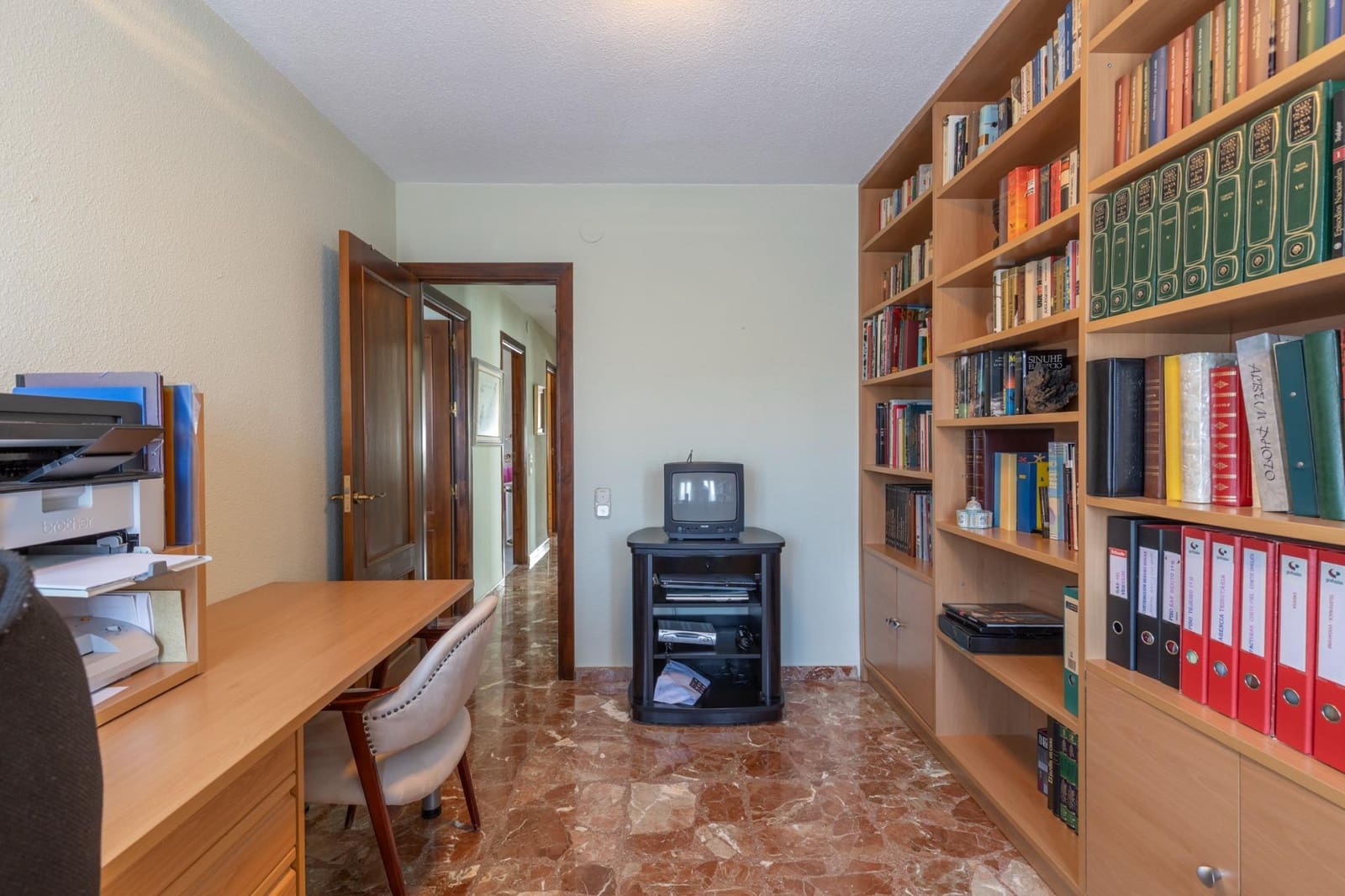 6 bedroom Villa for sale in Otura with pool garage - € 540,000 (Ref: 9534003)