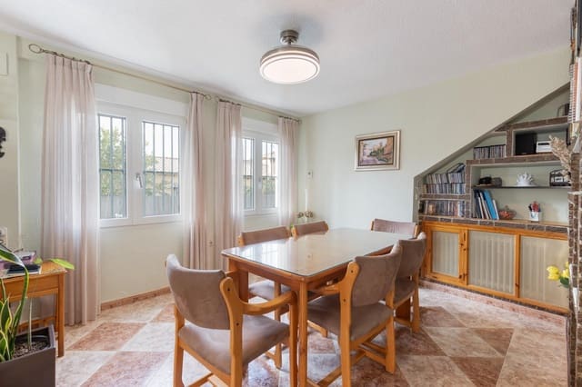 6 soveværelse Villa til salg i Otura med swimmingpool garage - € 540.000 (Ref: 9534003)