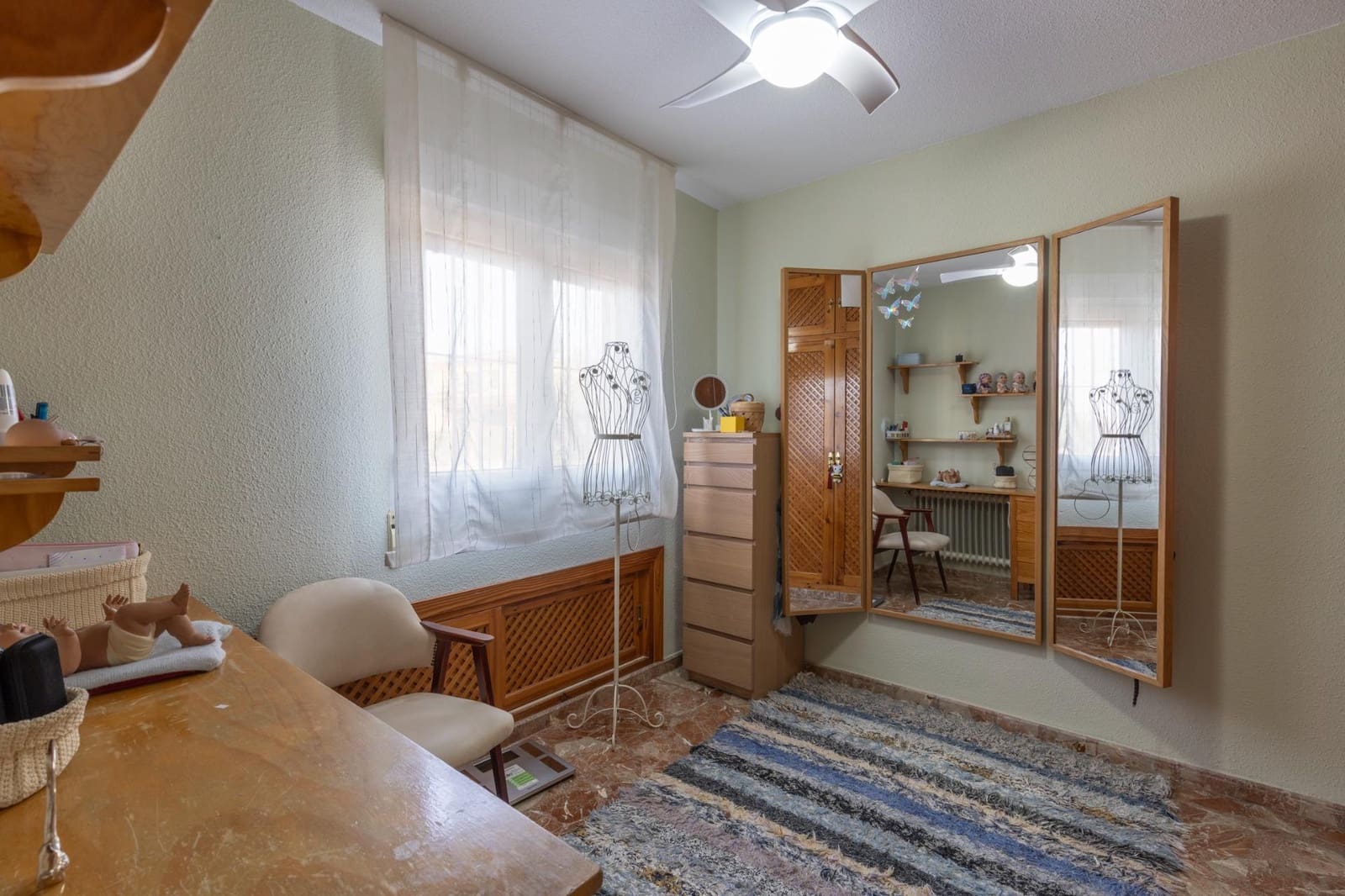 6 bedroom Villa for sale in Otura with pool garage - € 540,000 (Ref: 9534003)