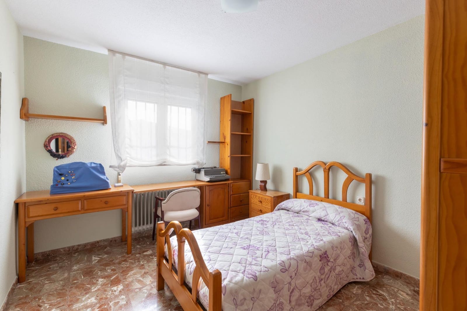 6 bedroom Villa for sale in Otura with pool garage - € 540,000 (Ref: 9534003)