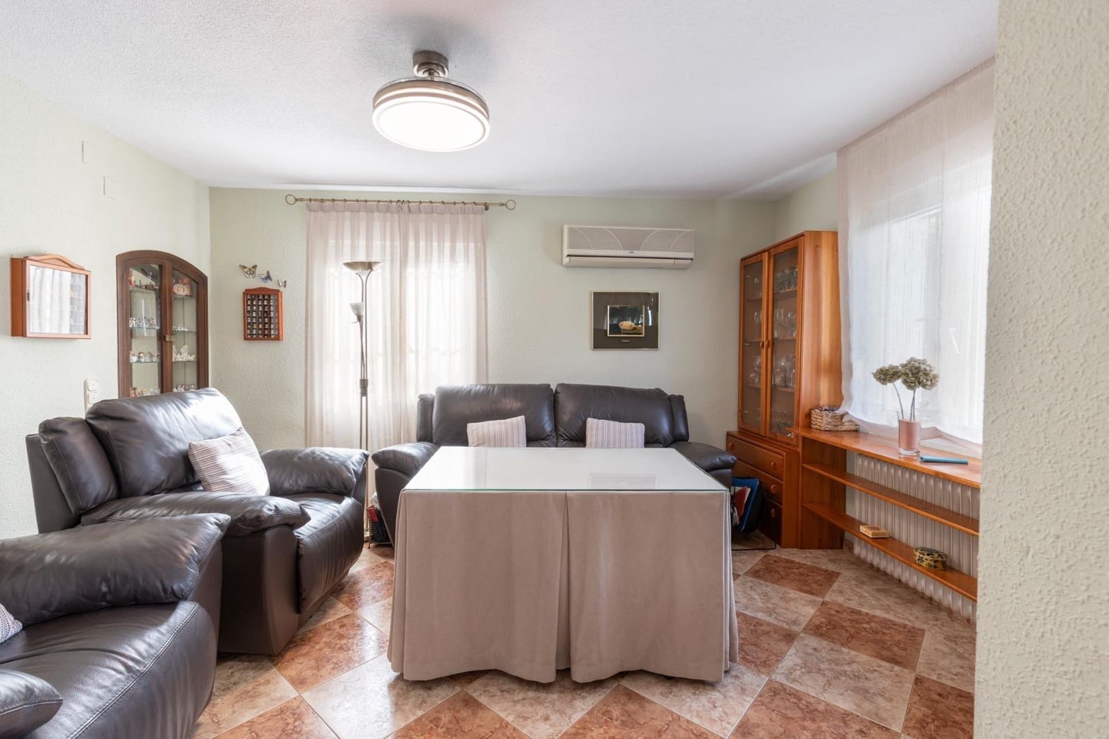 6 sovrum Villa till salu i Otura med pool garage - 480 000 € (Ref: 9534003)