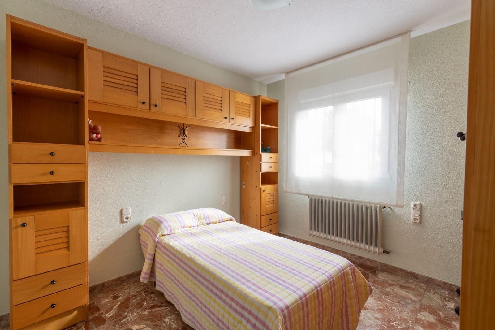 6 sovrum Villa till salu i Otura med pool garage - 480 000 € (Ref: 9534003)
