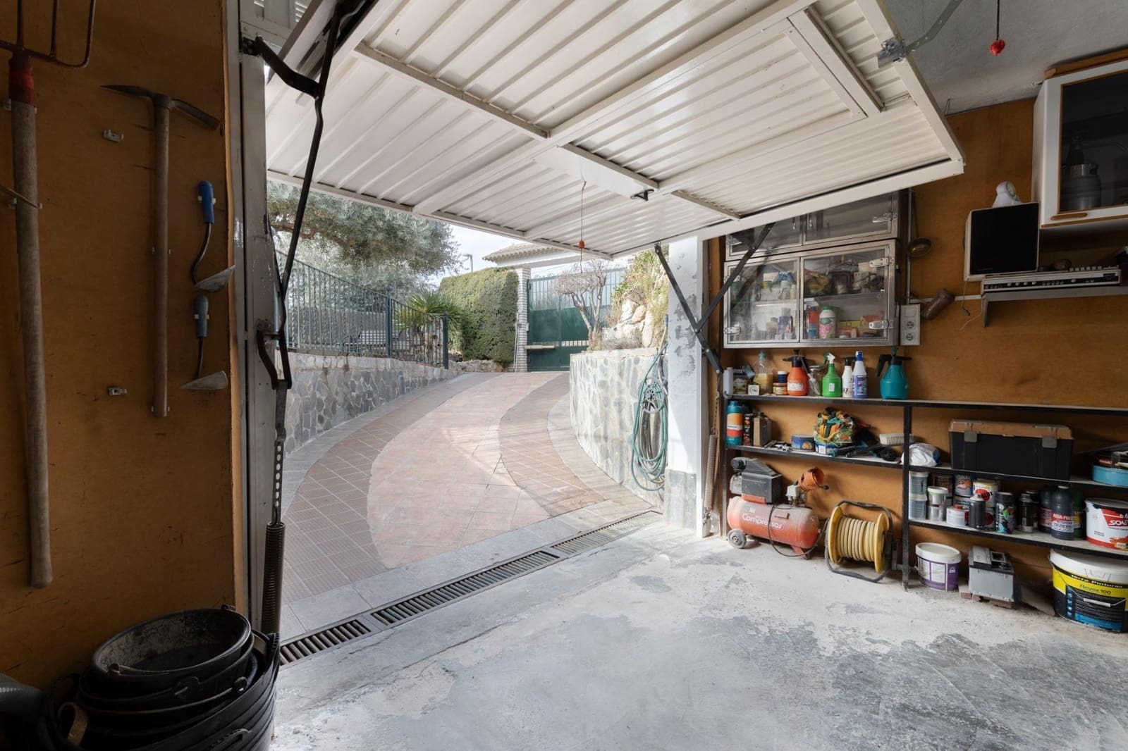 6 sovrum Villa till salu i Otura med pool garage - 480 000 € (Ref: 9534003)