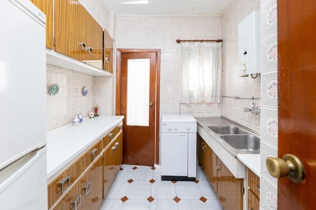 3 soveværelse Lejlighed til salg i Granada by - € 175.000 (Ref: 9534006)