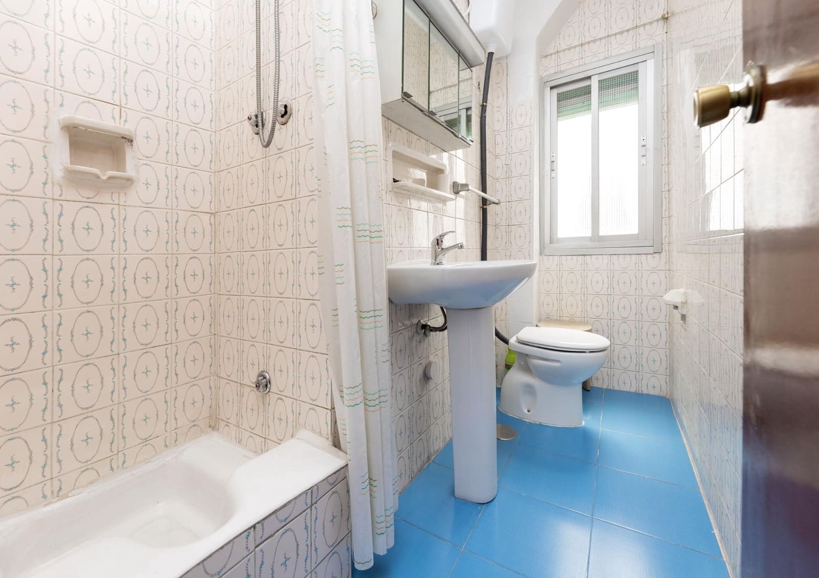 3 bedroom Flat for sale in Granada city - € 175,000 (Ref: 9534006)