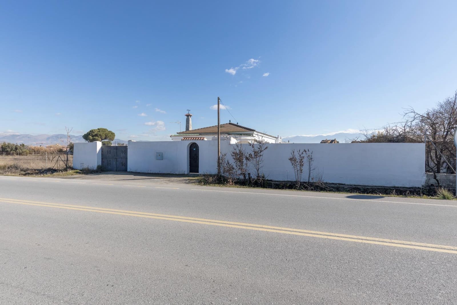 4 bedroom Villa for sale in Las Gabias with pool garage - € 379,000 (Ref: 9535843)