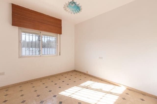 4 soveværelse Villa til salg i Las Gabias med swimmingpool garage - € 379.000 (Ref: 9535843)