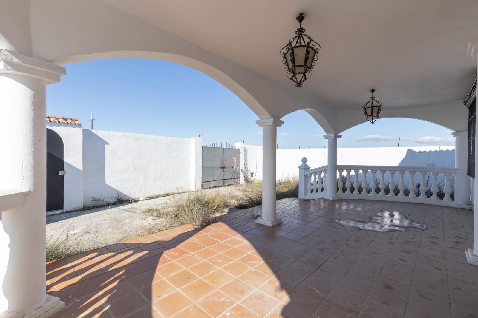 4 bedroom Villa for sale in Las Gabias with pool garage - € 379,000 (Ref: 9535843)