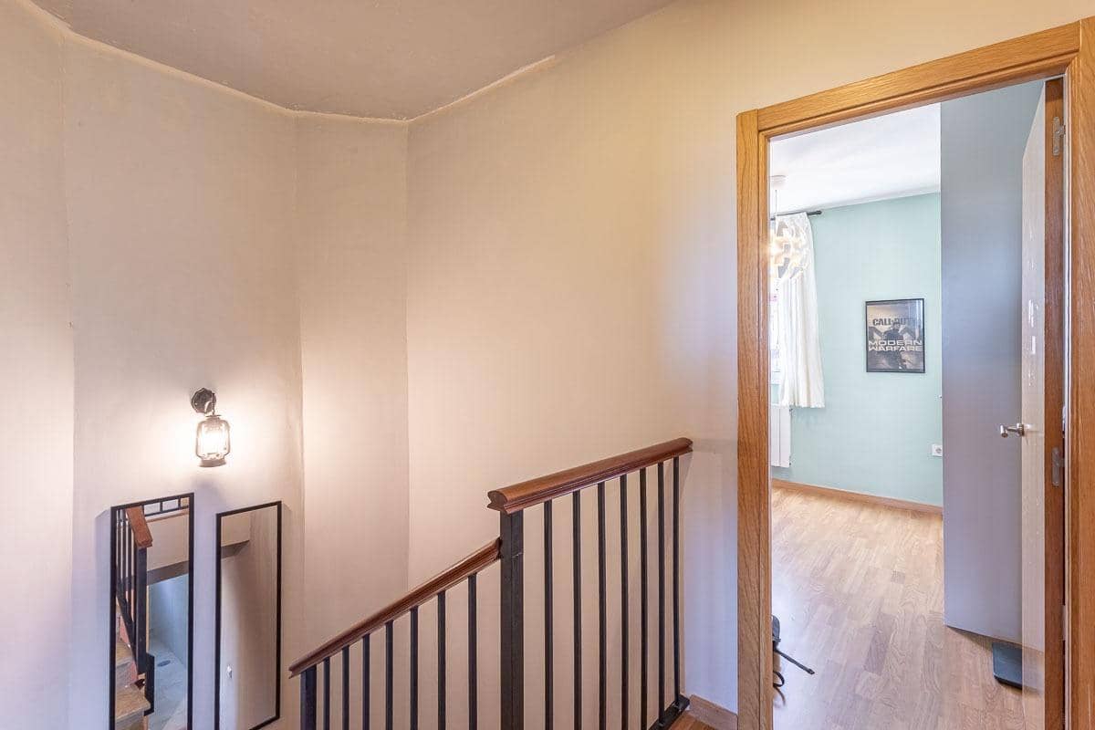 4 soverom Kjedet enebolig til salgs i Alhendin med svømmebasseng garasje - € 309 000 (Ref: 9535846)