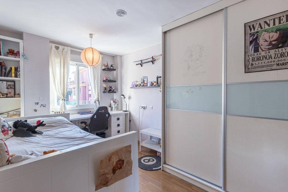 4 soverom Kjedet enebolig til salgs i Alhendin med svømmebasseng garasje - € 309 000 (Ref: 9535846)