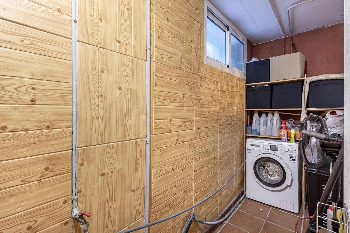 4 soverom Kjedet enebolig til salgs i Alhendin med svømmebasseng garasje - € 309 000 (Ref: 9535846)