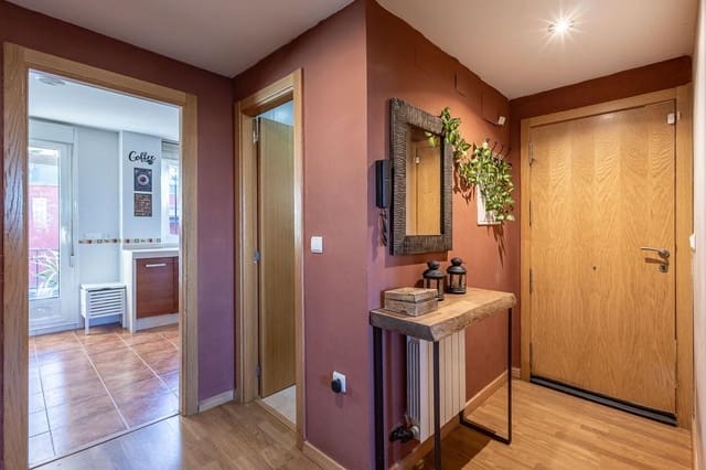 4 soverom Kjedet enebolig til salgs i Alhendín med svømmebasseng garasje - € 309 000 (Ref: 9535846)