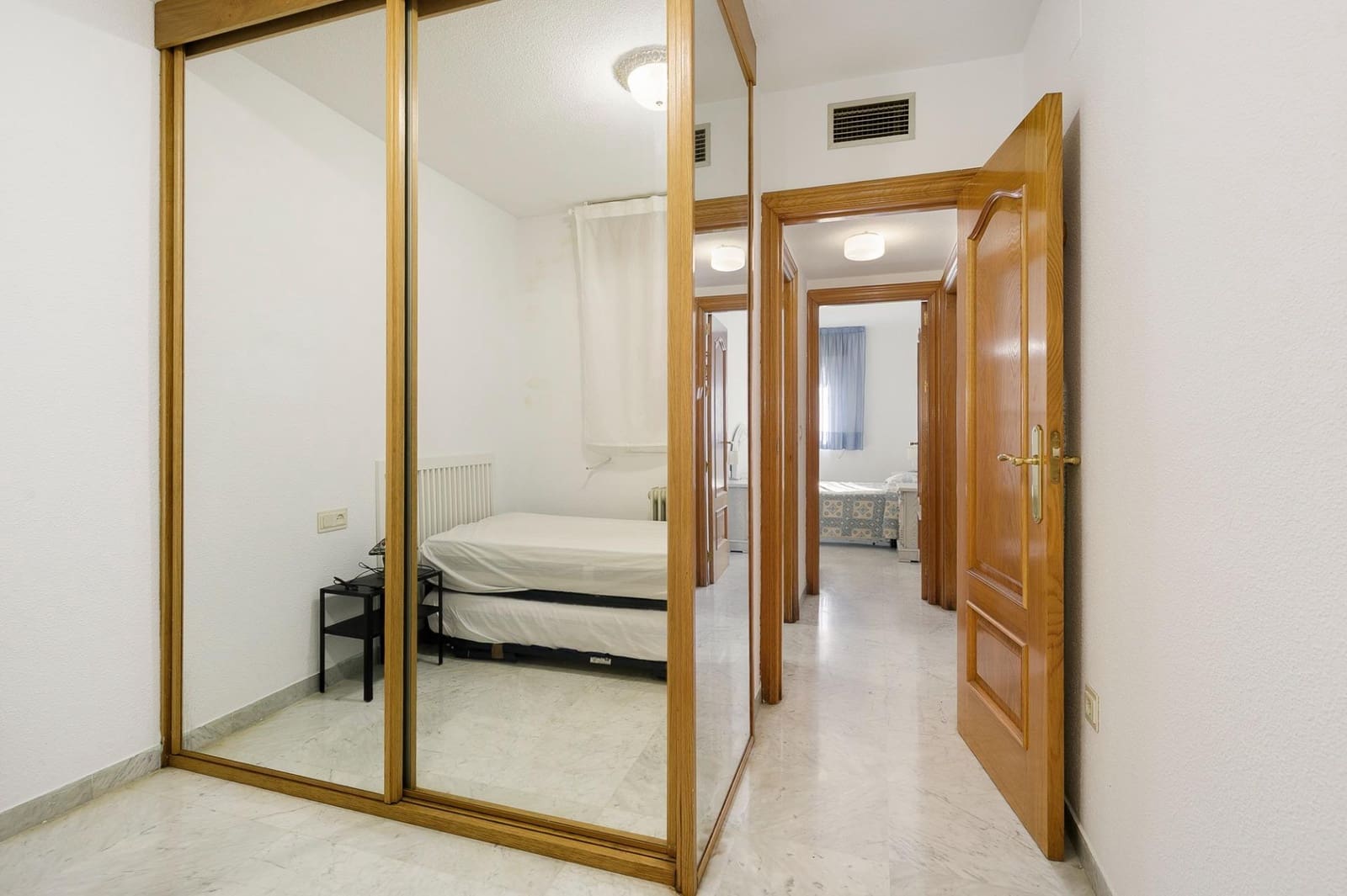 2 sovrum Lägenhet till salu i Granada stad med garage - 320 000 € (Ref: 9543891)