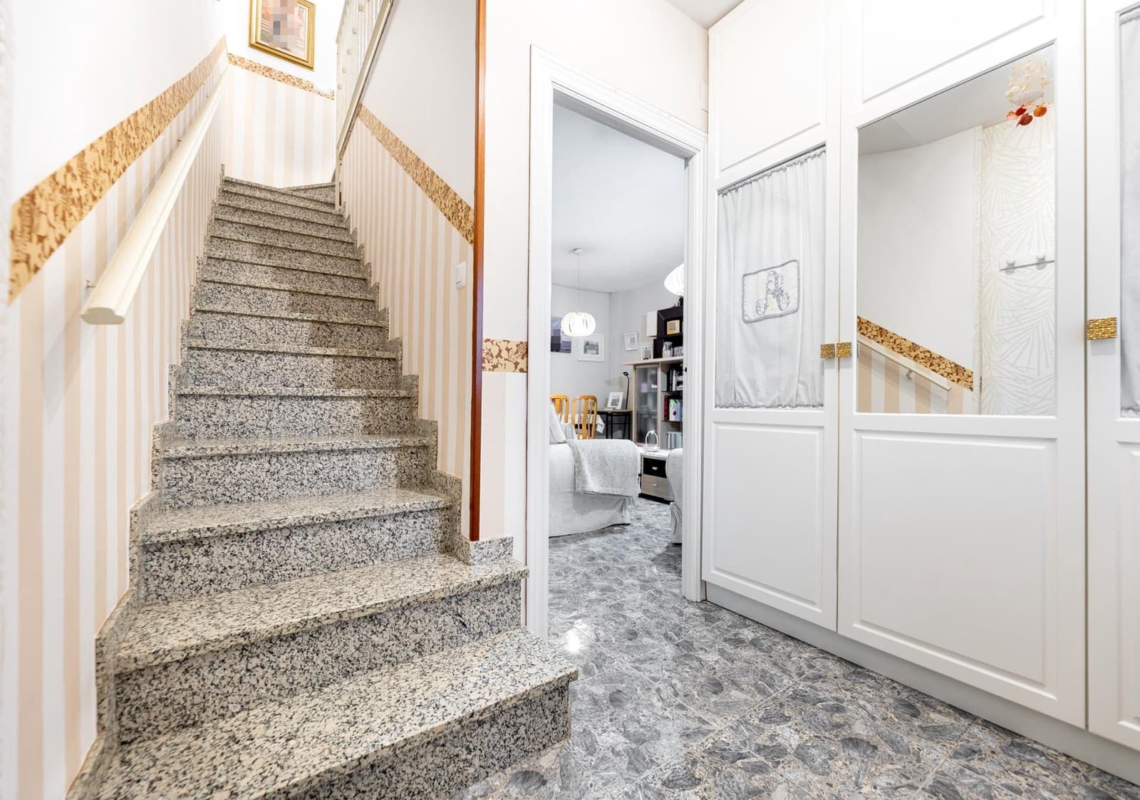 4 Zimmer Reihenhaus zu verkaufen in Albolote mit Garage - 235.000 € (Ref: 9543892)