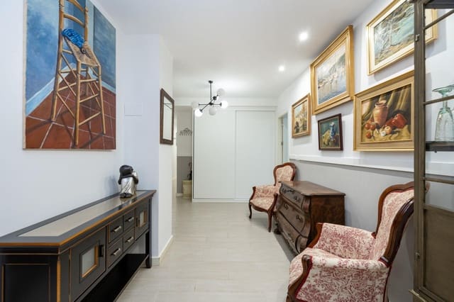 4 slaapkamer Flat te koop in Centro, Granada stad - € 395.000 (Ref: 9548447)