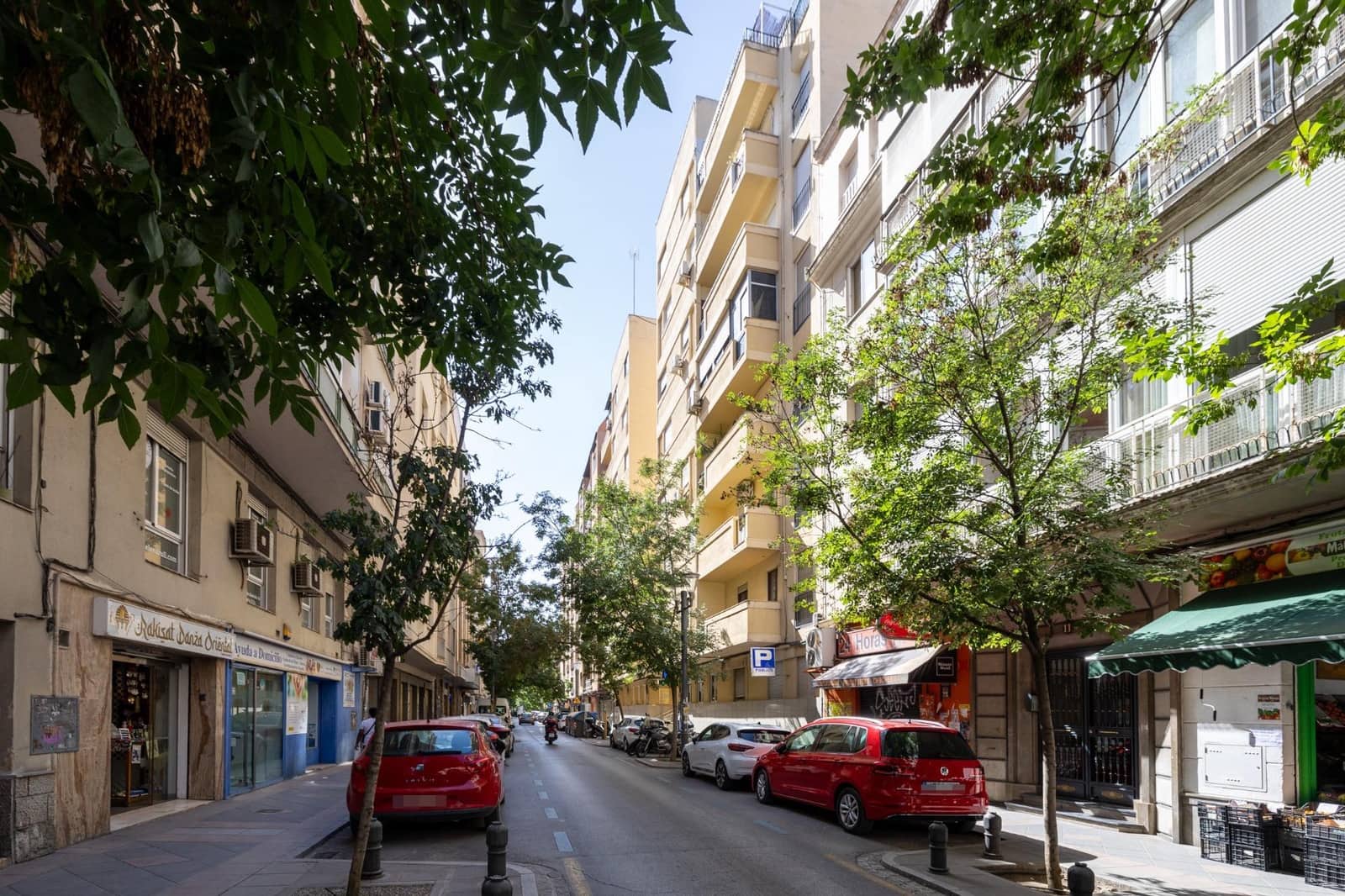 4 sovrum Lägenhet till salu i Granada stad - 395 000 € (Ref: 9548447)