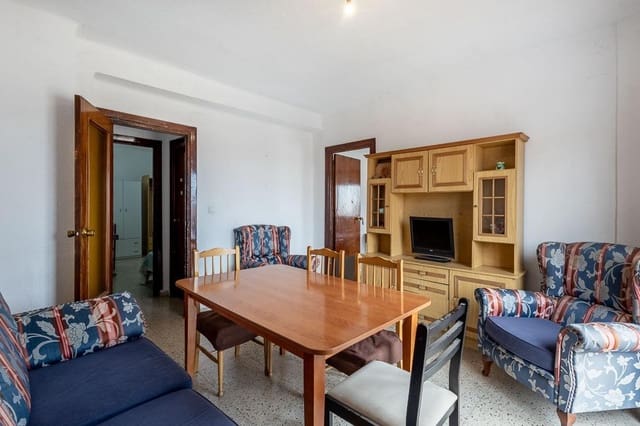 4 bedroom Flat for sale in Granada city - € 225,000 (Ref: 9556075)