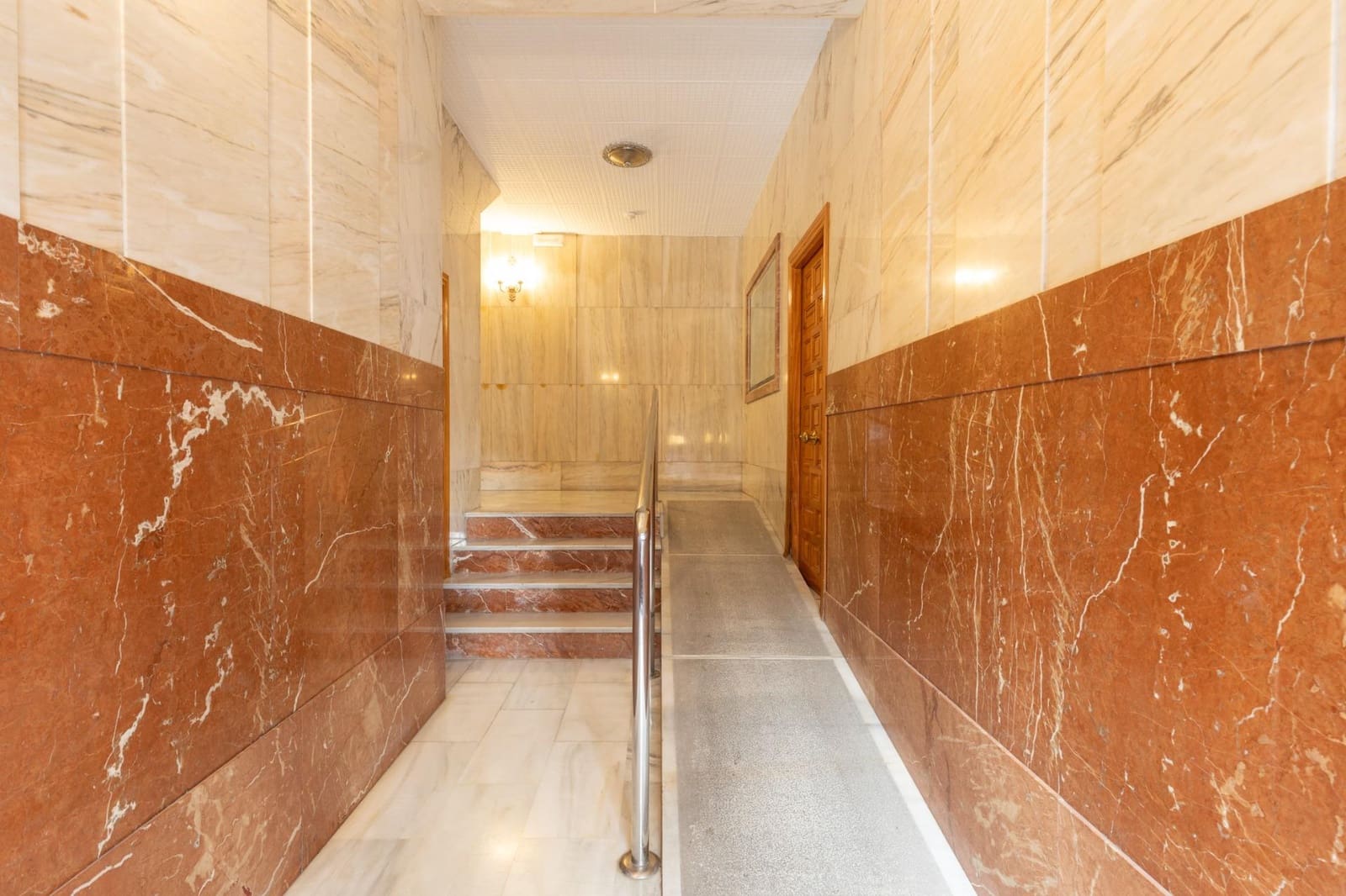 4 soveværelse Lejlighed til salg i Granada by - € 359.000 (Ref: 9556077)