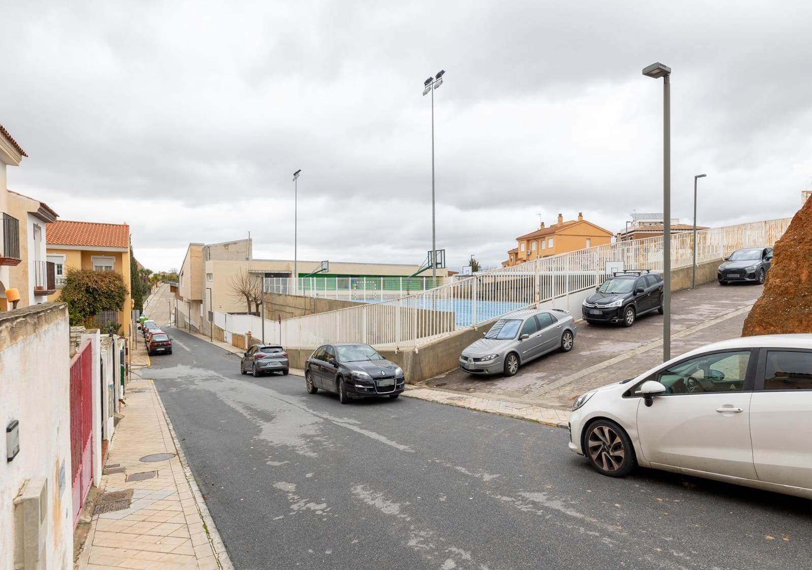 3 Zimmer Reihenhaus zu verkaufen in Otura mit Garage - 240.000 € (Ref: 9556078)