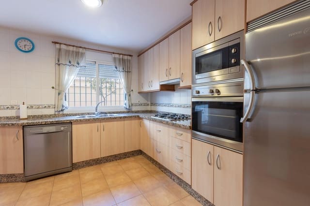 3 sovrum Radhus till salu i Maracena - 275 000 € (Ref: 9556079)