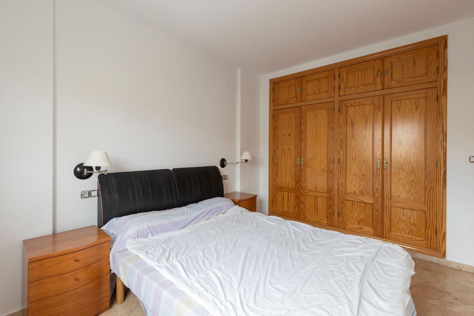 3 Zimmer Reihenhaus zu verkaufen in Ogijares mit Garage - 249.000 € (Ref: 9556080)