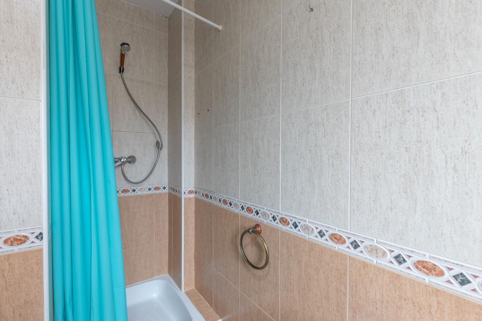 3 Zimmer Reihenhaus zu verkaufen in Ogijares mit Garage - 249.000 € (Ref: 9556080)