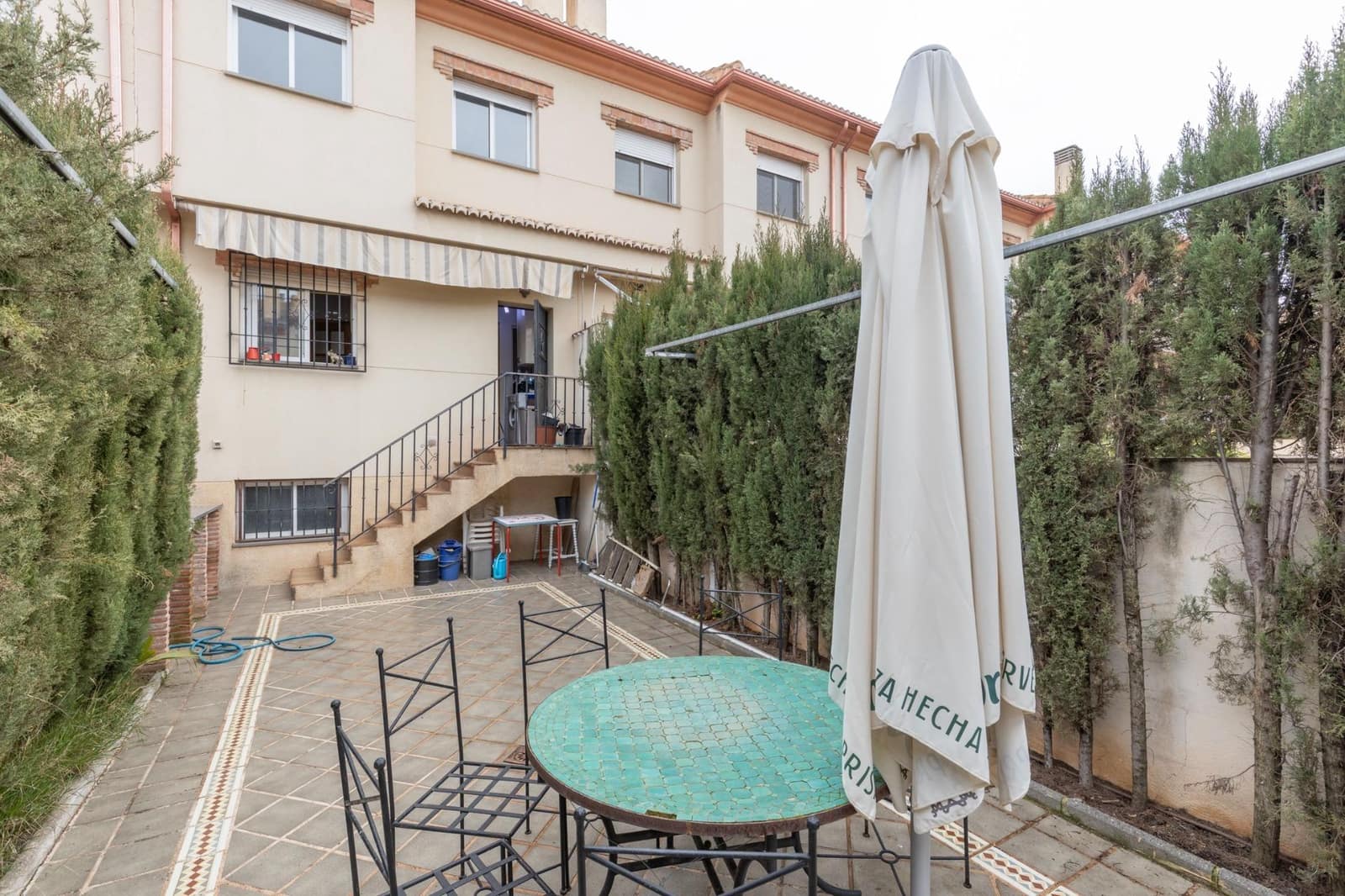 3 bedroom Terraced Villa for sale in Ogijares with garage - € 229,000 (Ref: 9556080)